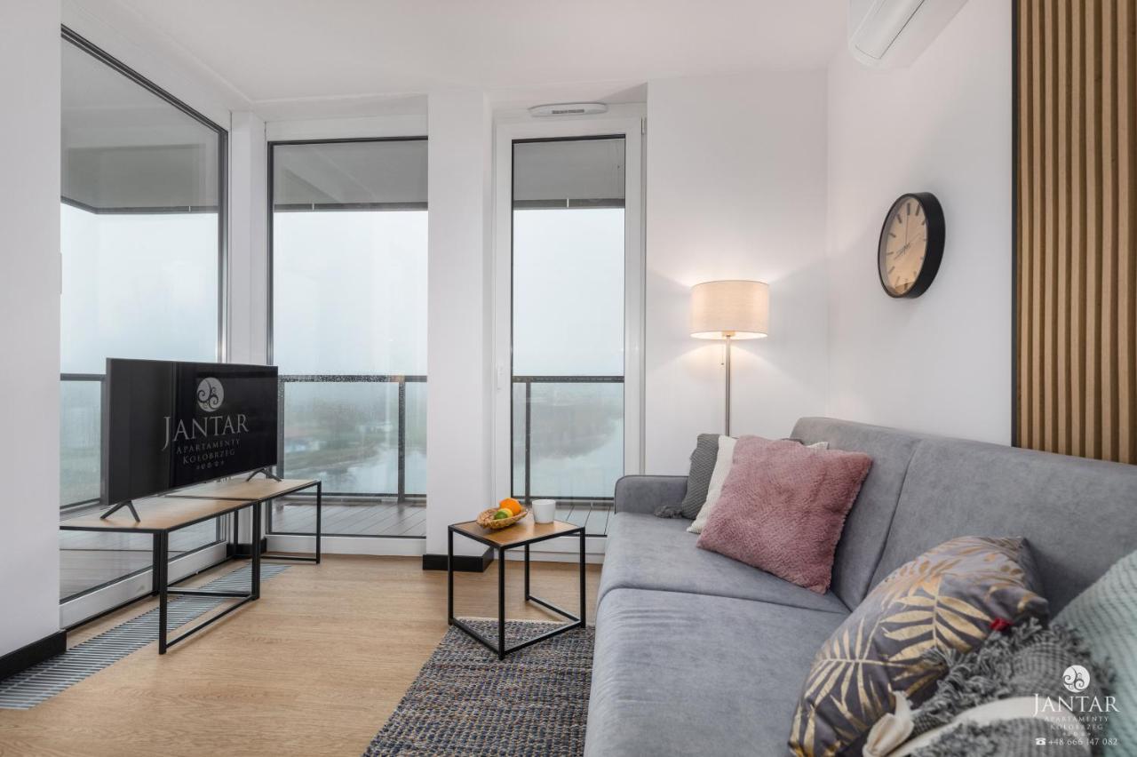 Lighthouse Mrzezyno - Jantar Apartamenty Ngoại thất bức ảnh